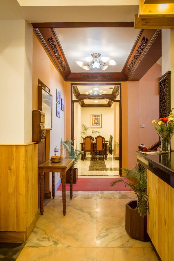 Little Nepal Inn Катманду Екстер'єр фото