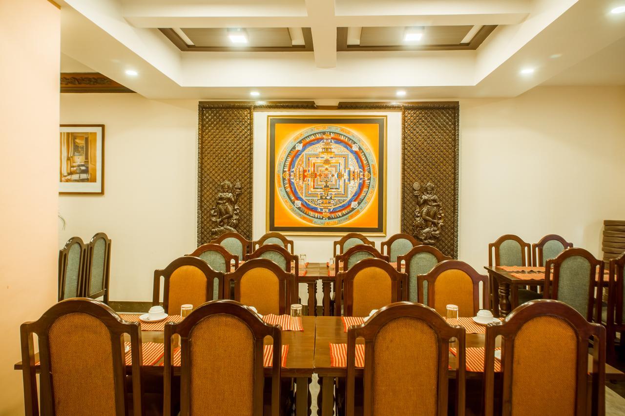 Little Nepal Inn Катманду Екстер'єр фото